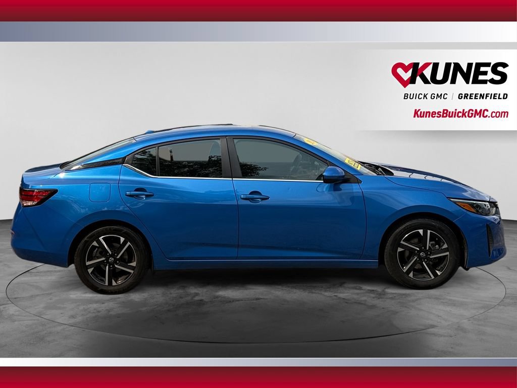Used 2024 Nissan Sentra SV FWD image 12