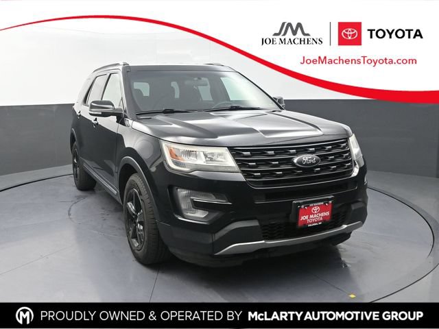 Used 2017 Ford Explorer XLT