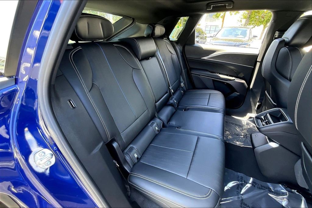 New 2026 Cadillac Lyriq Sport image 31