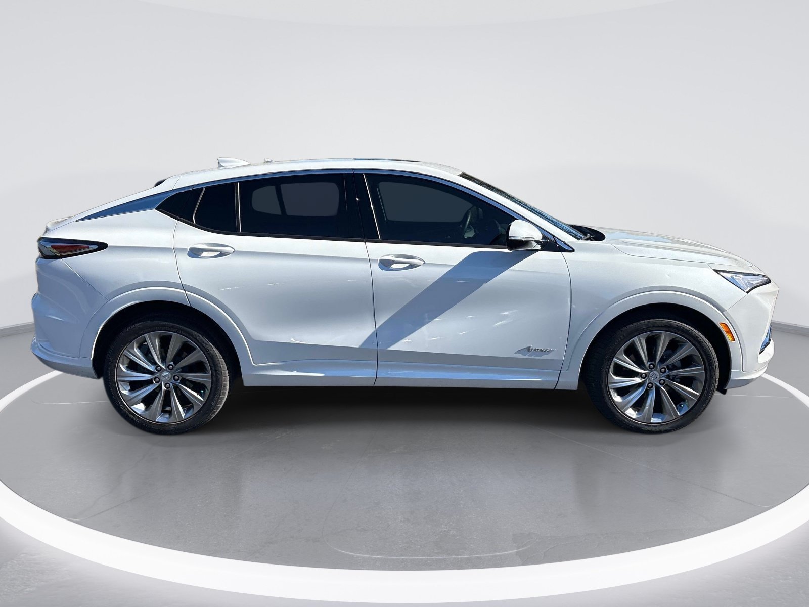 Used 2025 Buick Envista Avenir FWD image 9