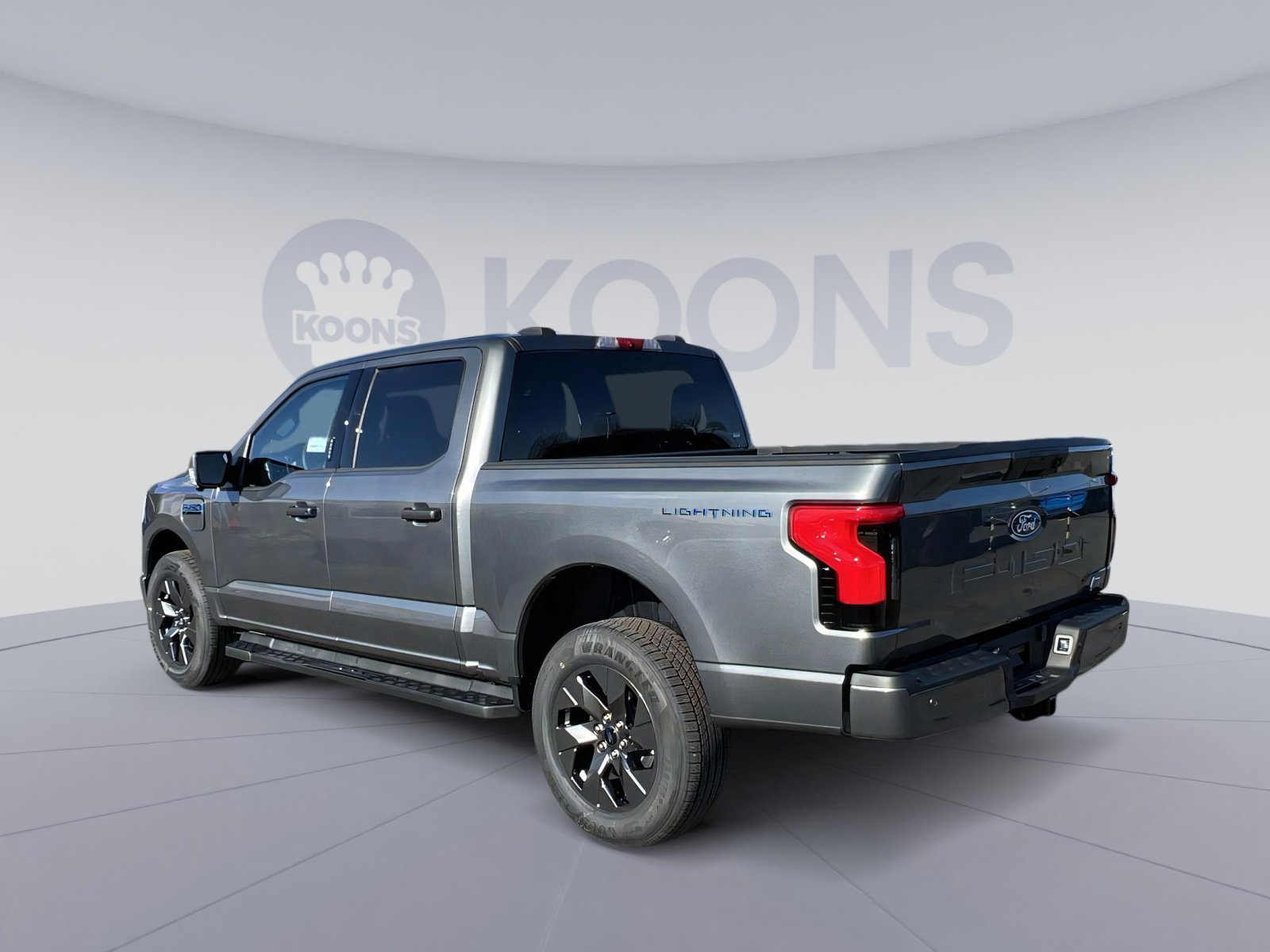 New 2024 Ford F150 Lightning XLT w/ Max Trailer Tow Package image 4