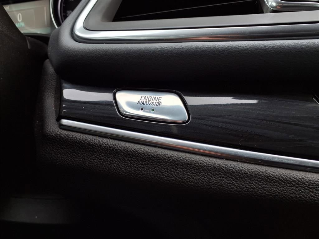 Used 2019 Buick Enclave Premium image 19