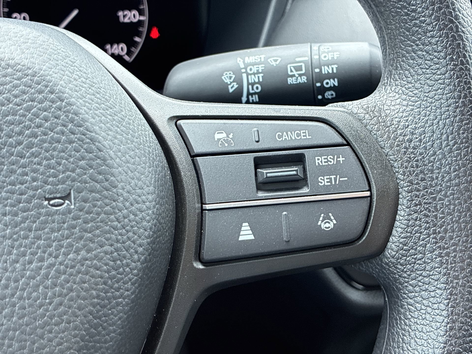 Certified 2026 Honda HR-V LX image 25