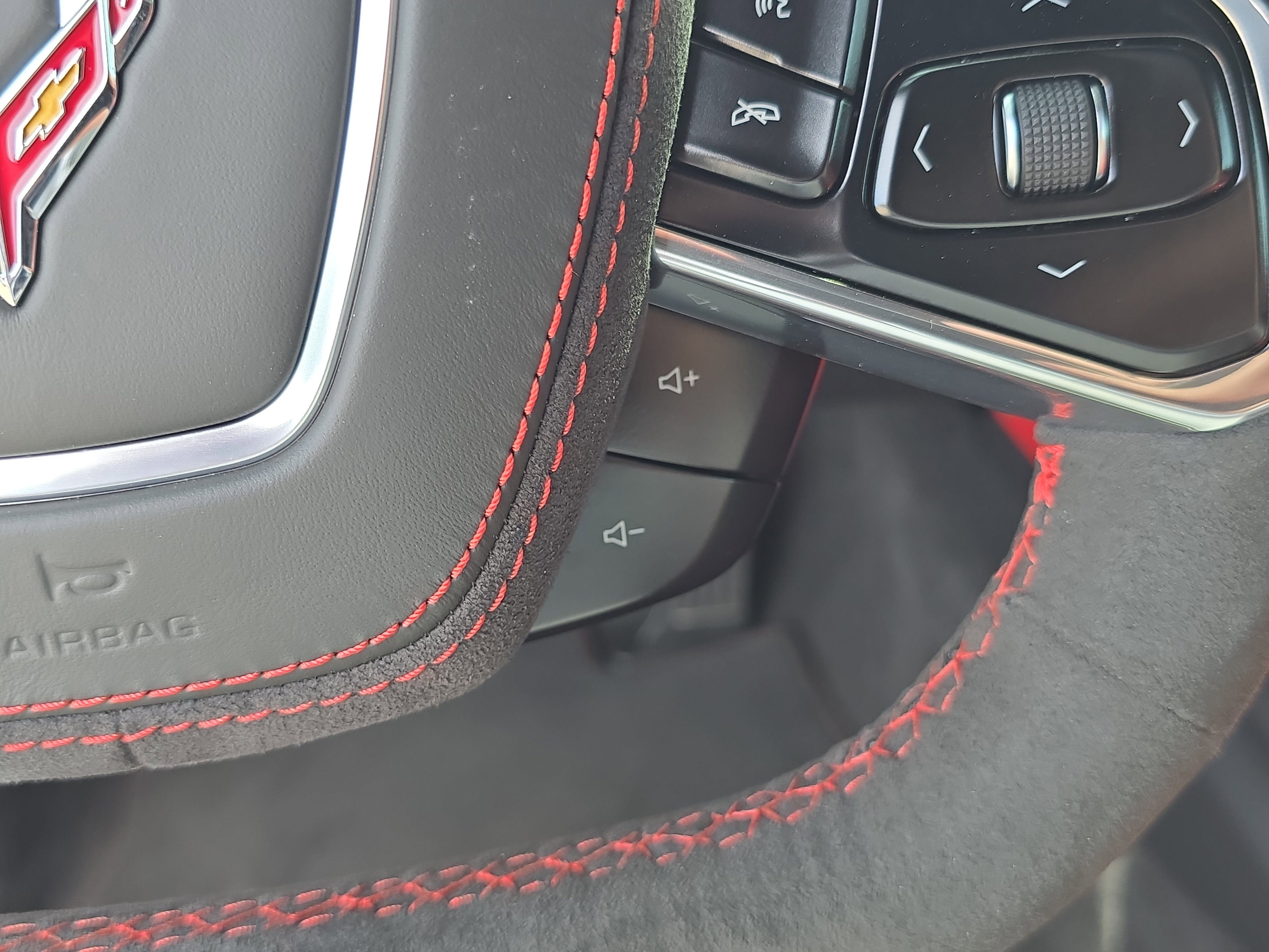 Used 2025 Chevrolet Corvette Z06 image 31