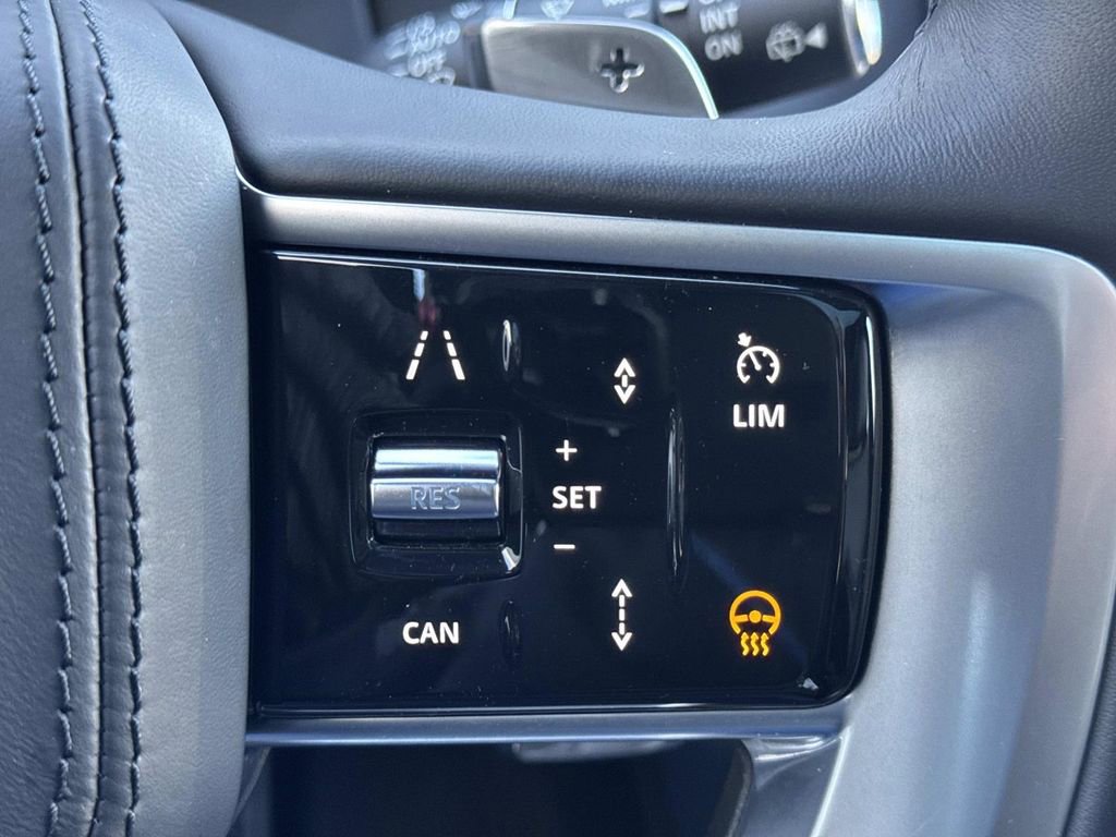 Used 2024 Land Rover Range Rover SE AWD/4WD image 24