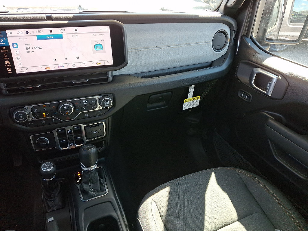 New 2026 Jeep Gladiator Sport AWD/4WD image 12