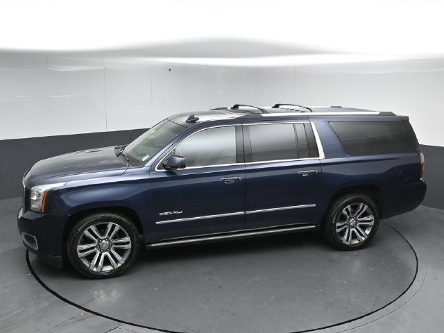 Used 2018 GMC Yukon XL Denali w/ Denali Ultimate Package AWD/4WD image 48