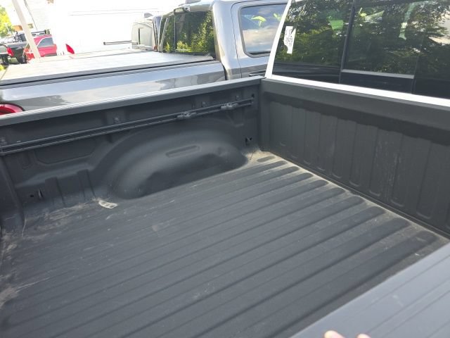 Used 2025 RAM 1500 Big Horn AWD/4WD image 6