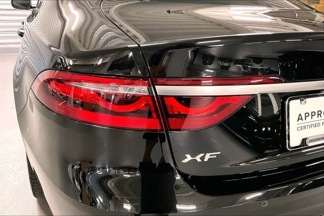 Certified 2022 Jaguar XF R-Dynamic SE AWD/4WD image 29