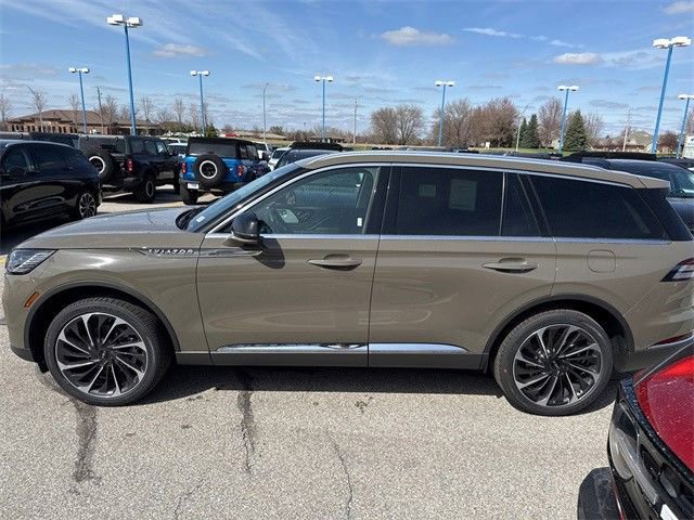 New 2025 Lincoln Aviator Reserve w/ Equipment Group 201A image 7