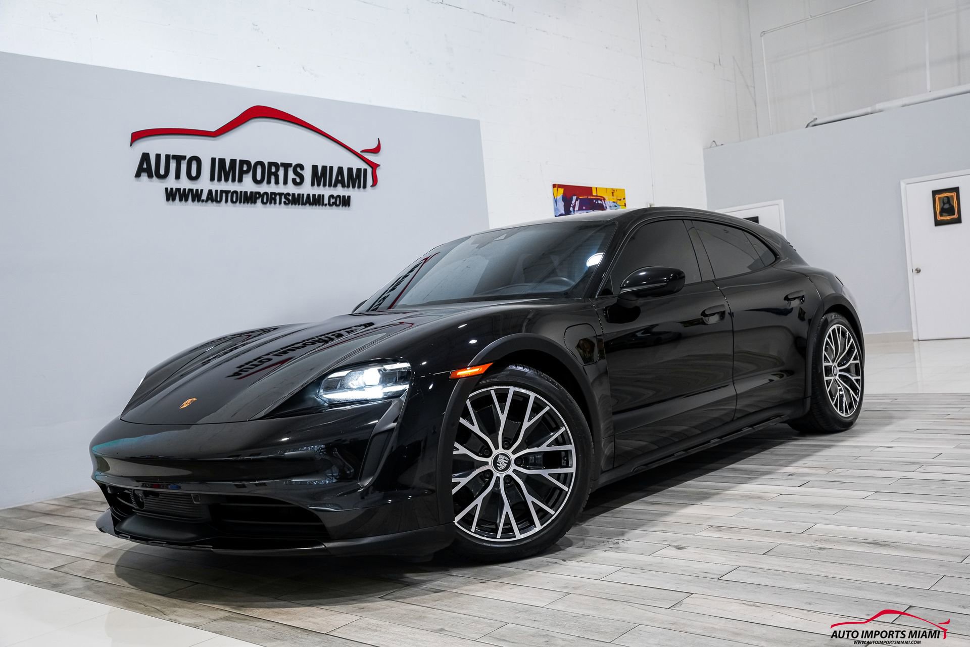 Used 2021 Porsche Taycan 4 Cross Turismo AWD/4WD image 88