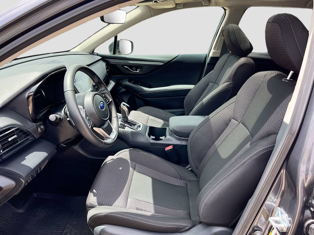 Used 2025 Subaru Outback Premium AWD/4WD image 22