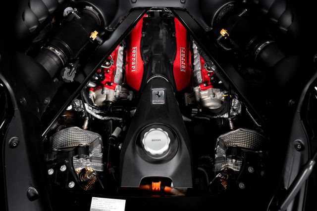 Used 2023 Ferrari SF90 Stradale AWD/4WD image 10