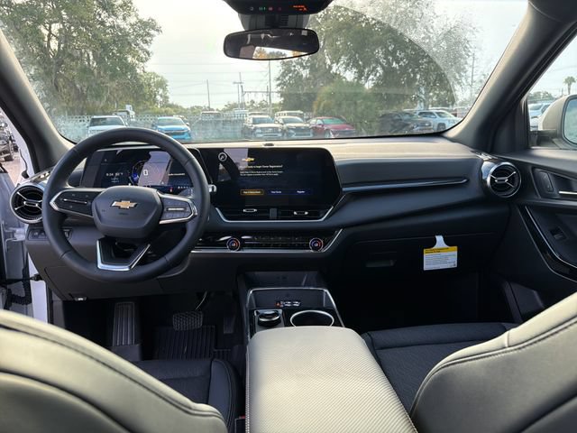 New 2027 Chevrolet Equinox LT w/ Convenience Package II FWD image 21