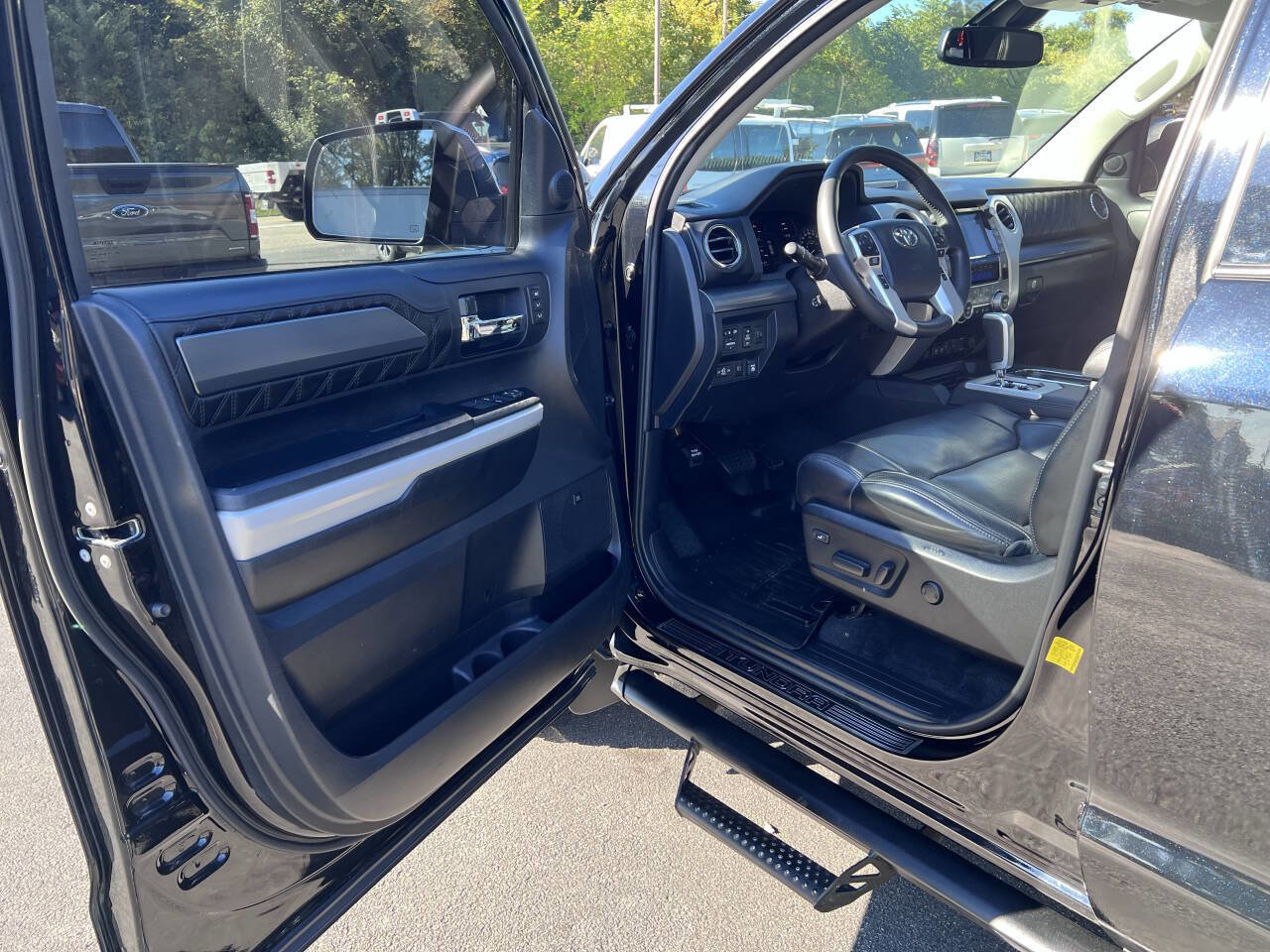 Used 2020 Toyota Tundra Platinum image 10