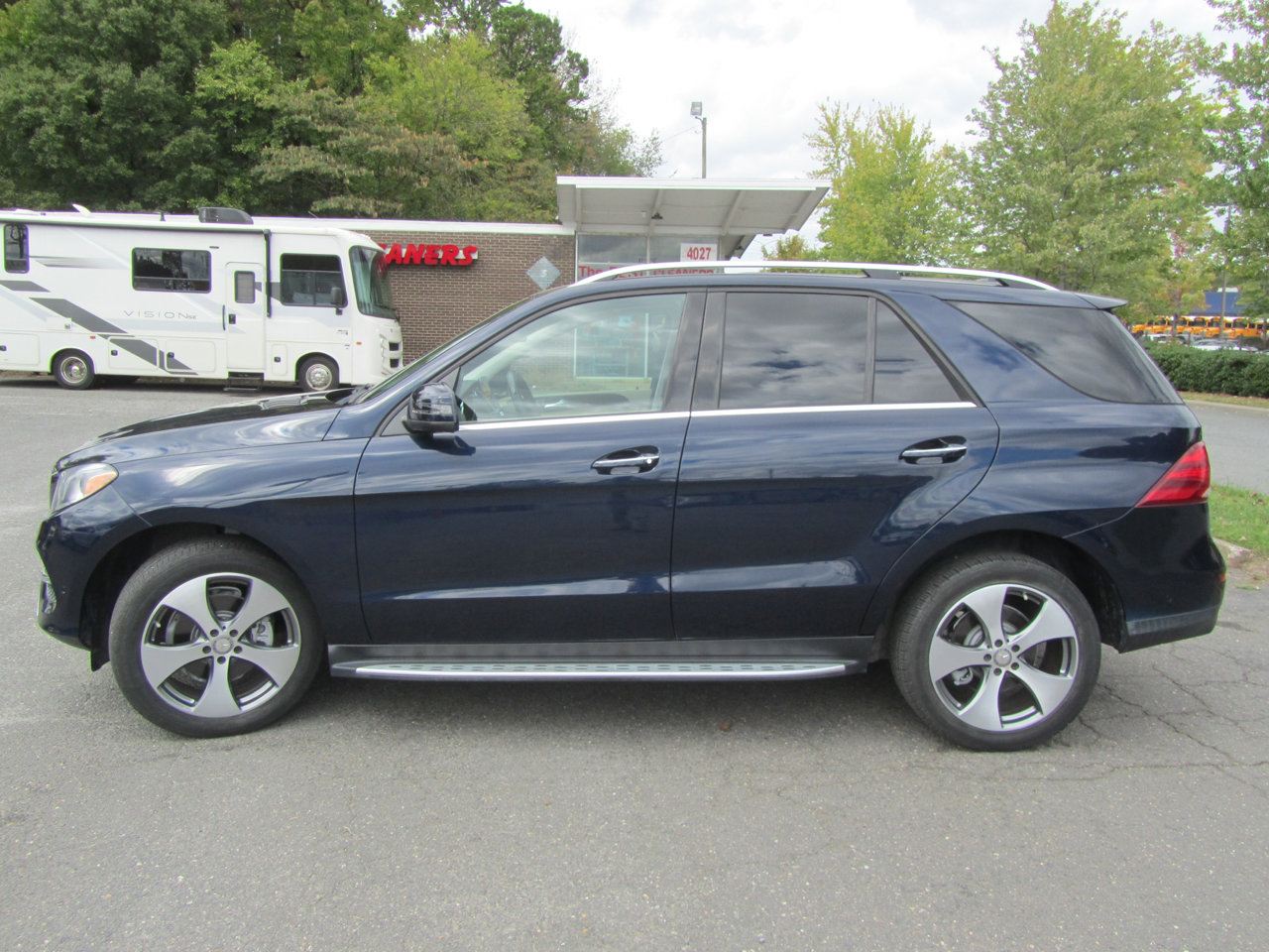 Used 2016 Mercedes-Benz GLE 350 w/ Premium Package image 7
