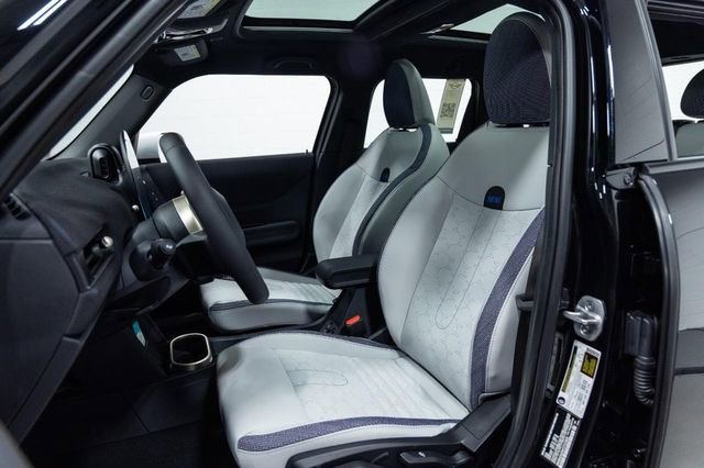 New 2026 MINI Cooper 4-Door Hardtop image 19