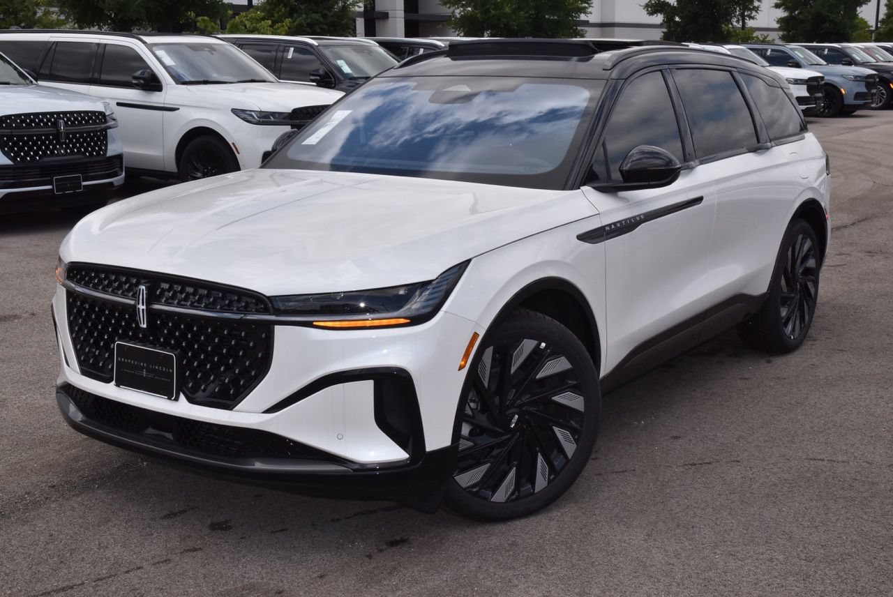 New 2026 Lincoln Nautilus Reserve w/ Jet Appearance Package AWD/4WD image 18