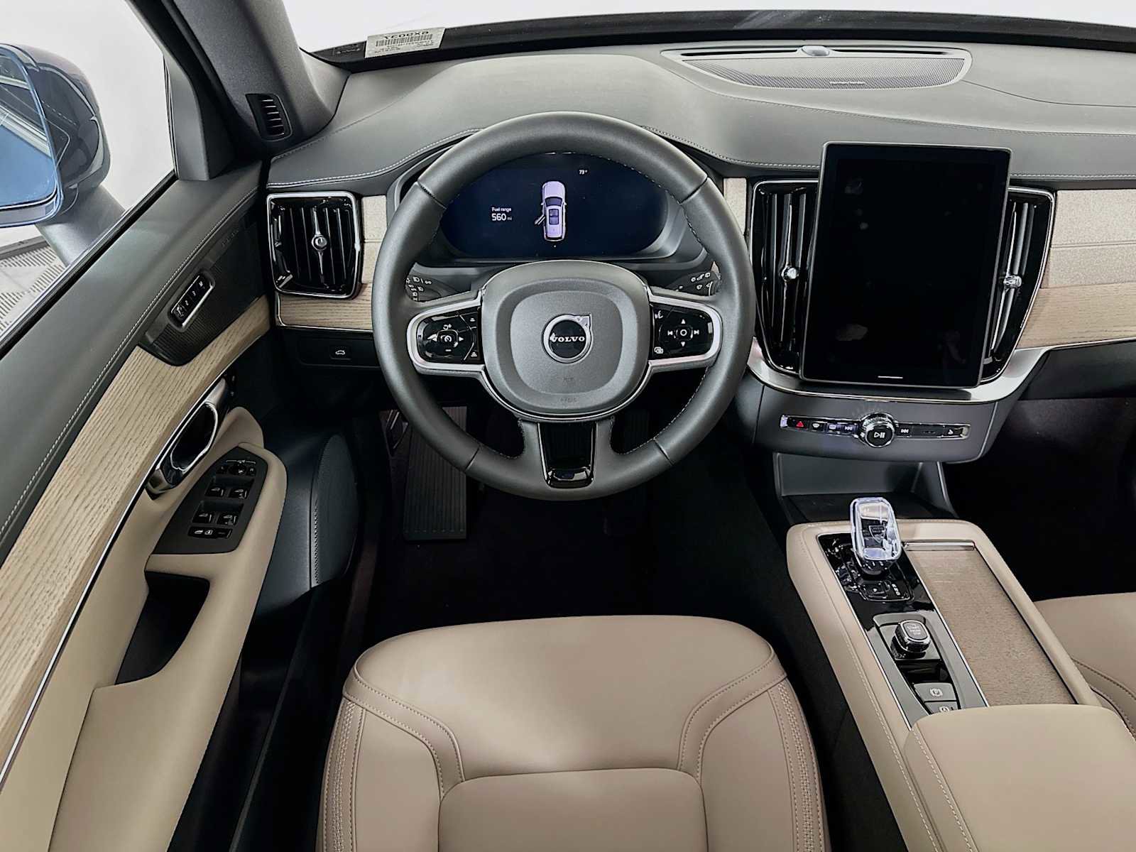 New 2026 Volvo XC90 B6 Plus w/ Protection Package Premier image 21