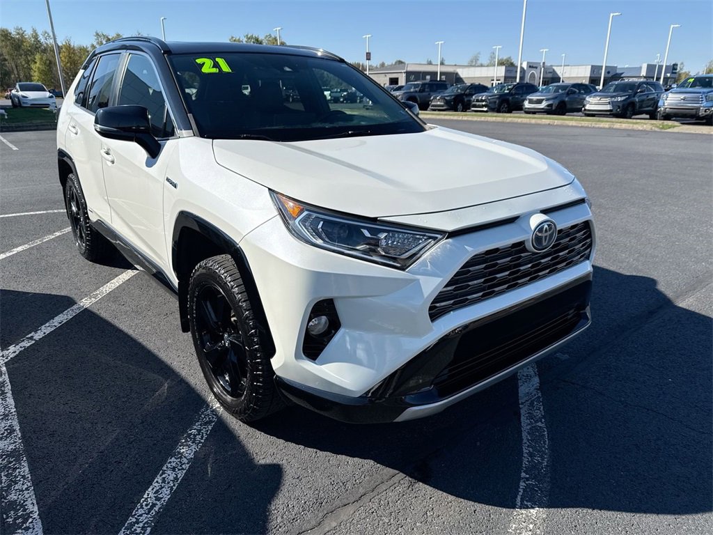 Used 2021 Toyota RAV4 XSE image 2