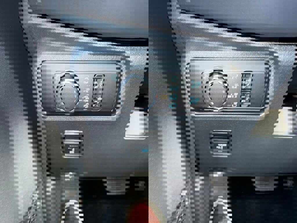 New 2025 Ford Bronco 4-Door image 31