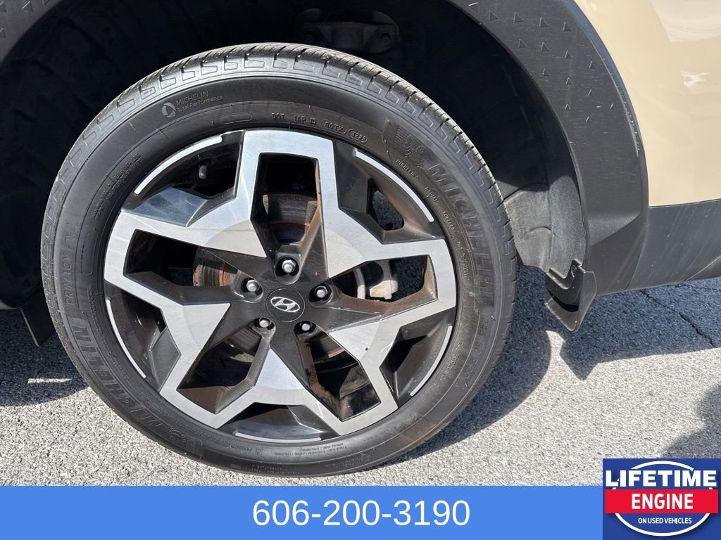 Used 2023 Hyundai Santa Cruz Limited image 11