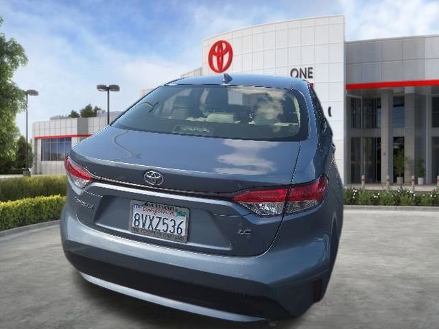 Used 2021 Toyota Corolla LE w/ Carpet Mat Package (TMS) FWD image 6