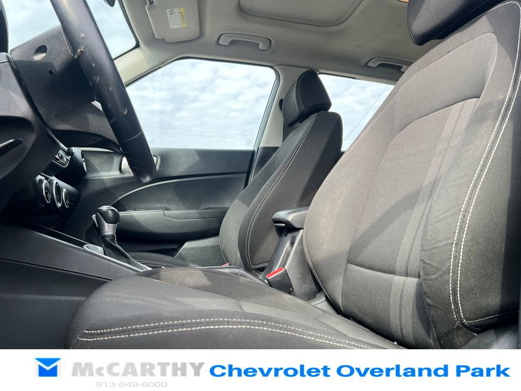 Used 2020 Hyundai Venue SEL w/ Convenience + Premium Package image 10