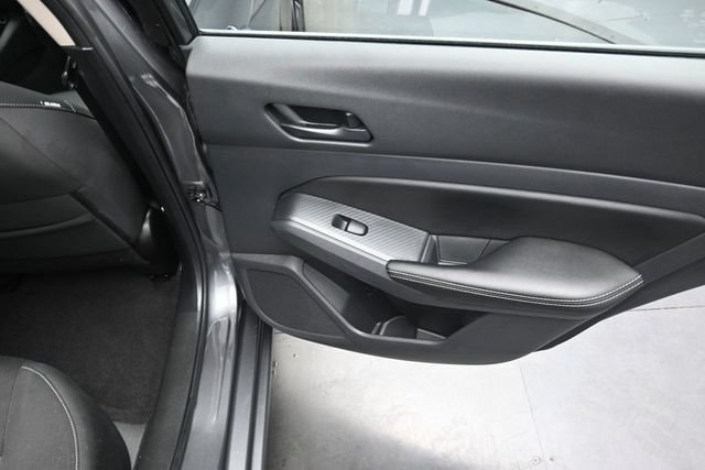 Used 2025 Nissan Altima 2.5 SV AWD/4WD image 34
