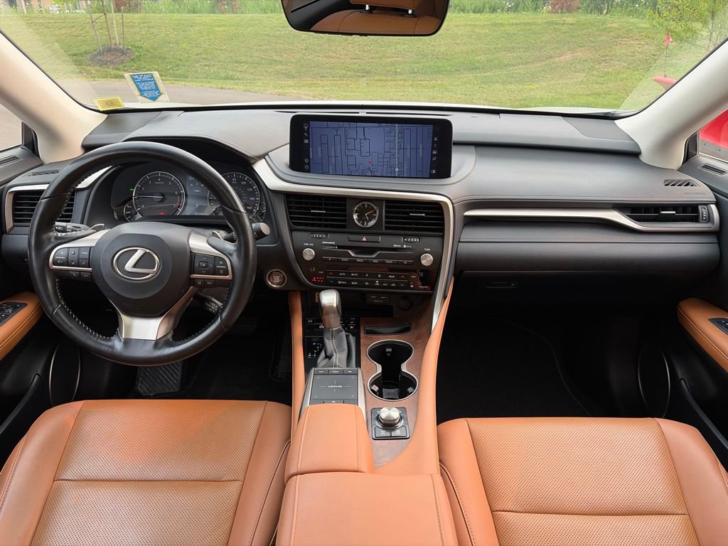 Used 2022 Lexus RX 350L Premium w/ Premium Package AWD/4WD image 7