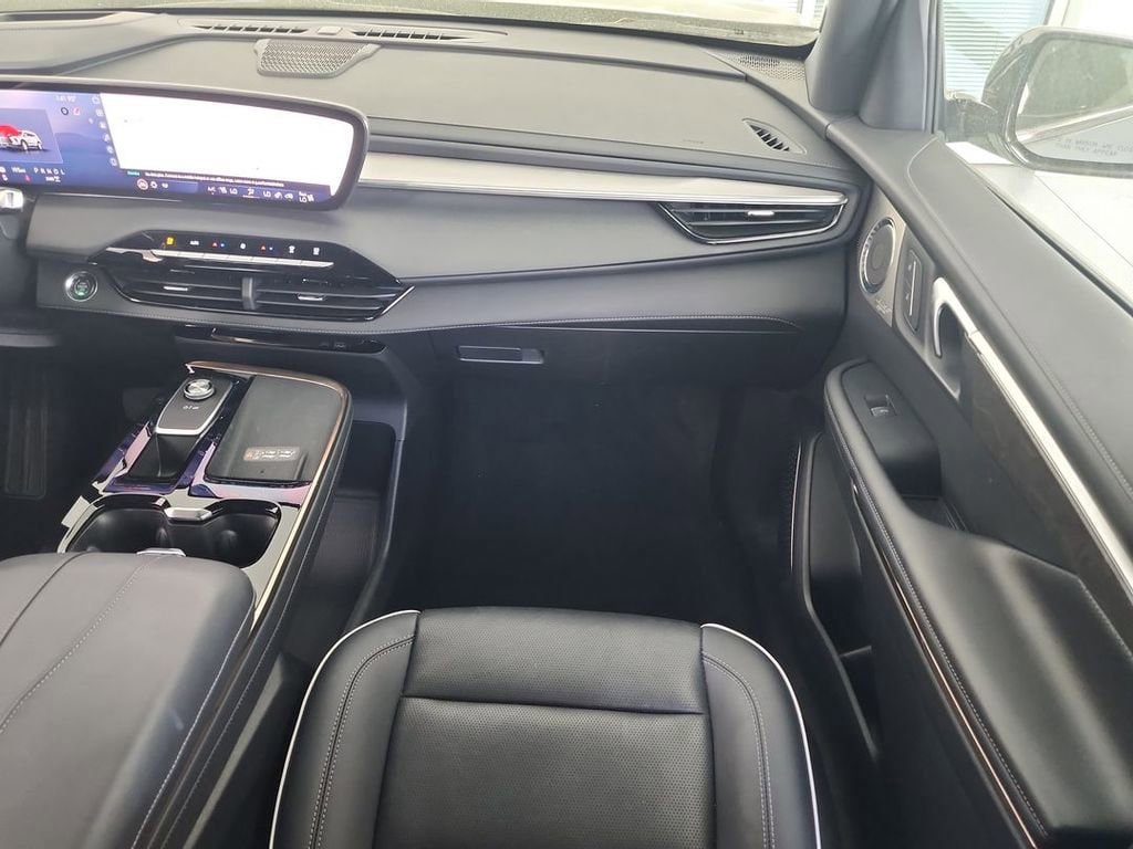 Certified 2025 Buick Enclave Avenir w/ Super Cruise Package image 29