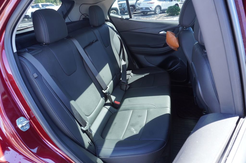Certified 2023 Buick Encore GX Essence w/ Experience Buick Package image 7