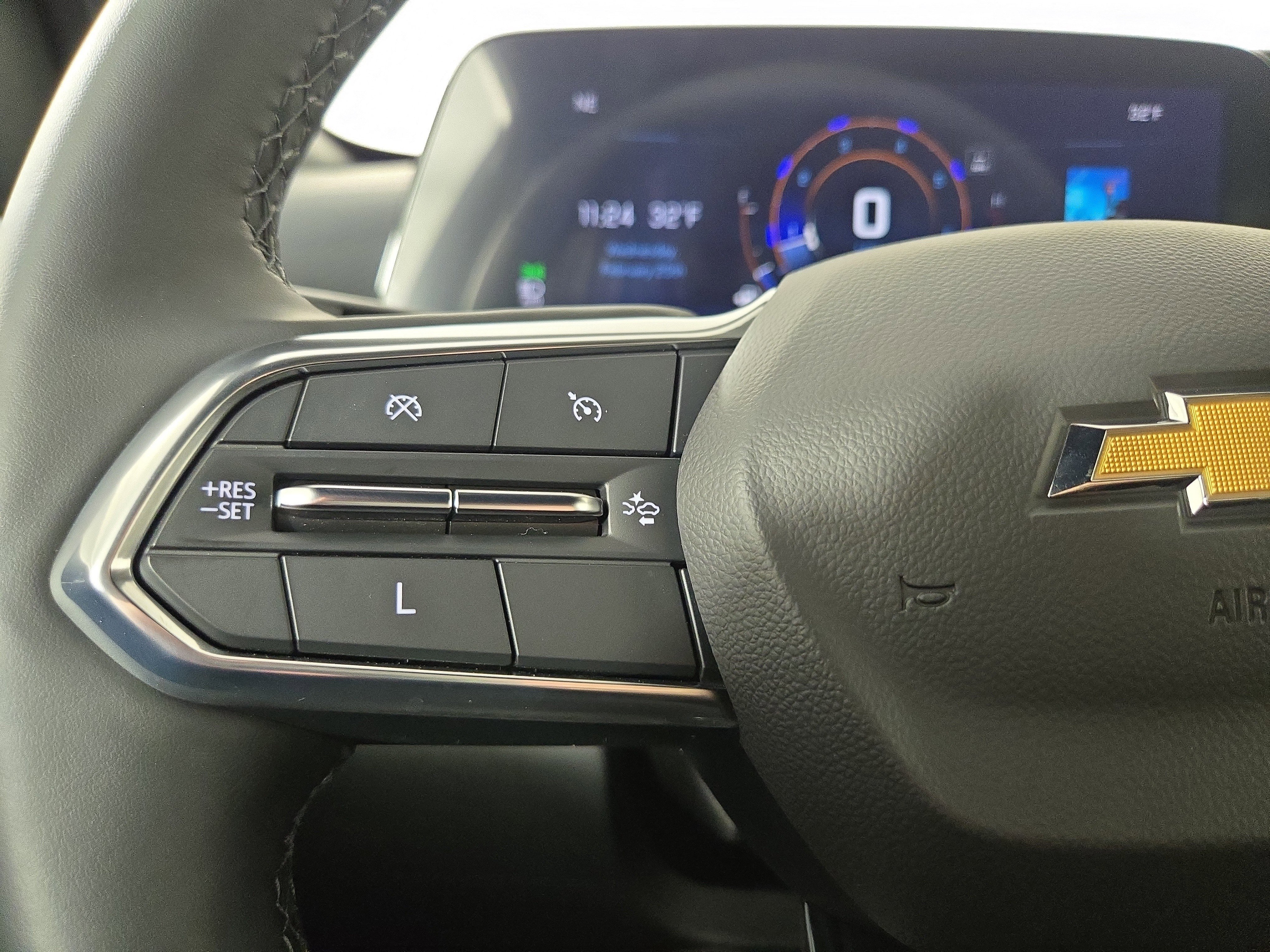 Used 2025 Chevrolet Equinox LT w/ Convenience Package II image 15