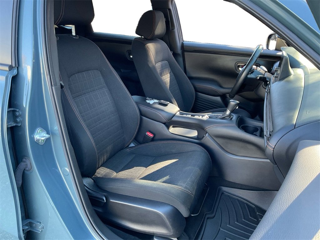 Used 2023 Honda HR-V Sport image 23