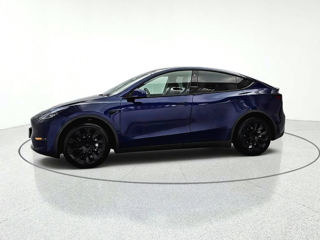 Used 2022 Tesla Model Y Long Range AWD/4WD image 3