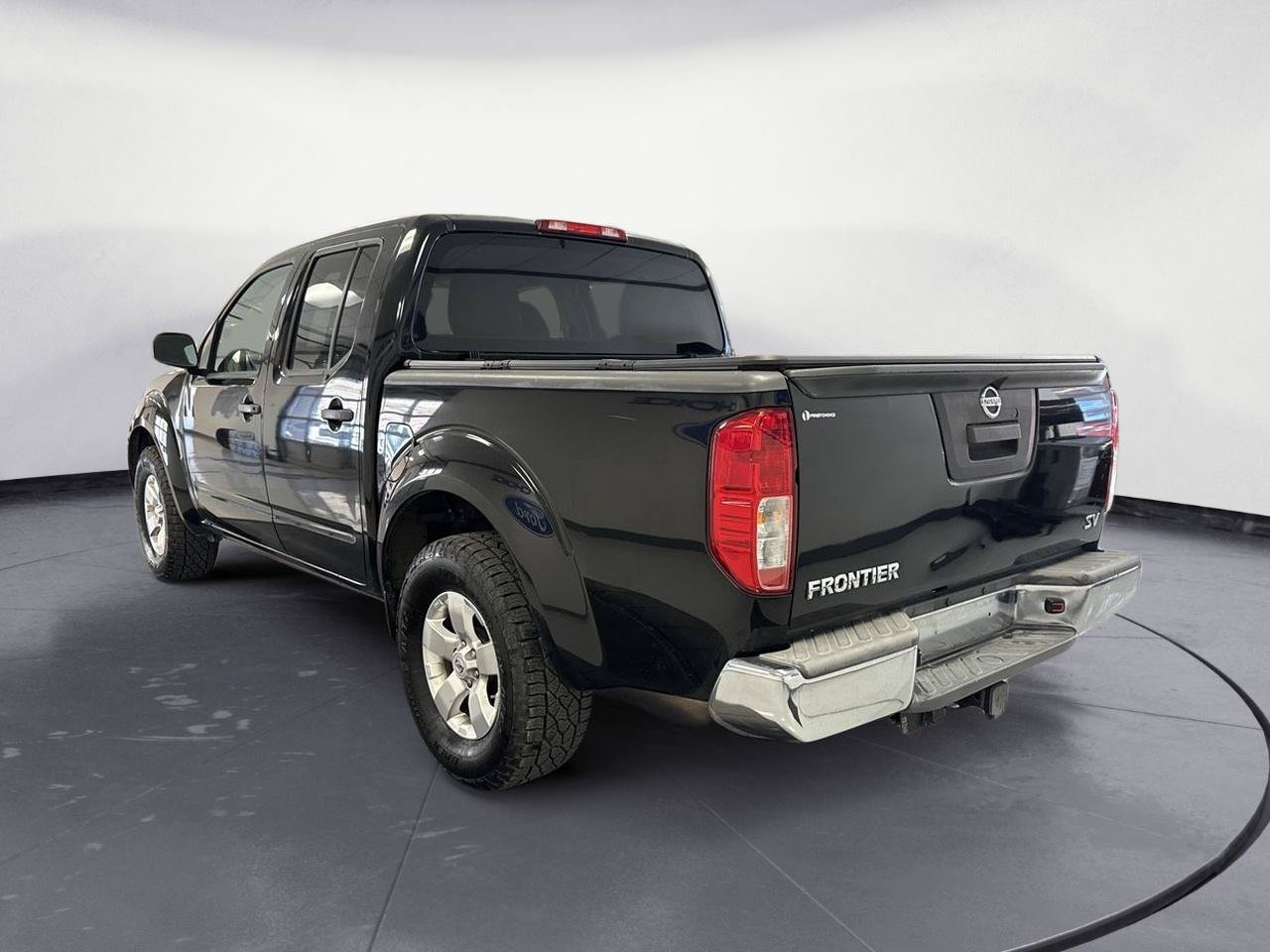 Used 2013 Nissan Frontier SV RWD image 6