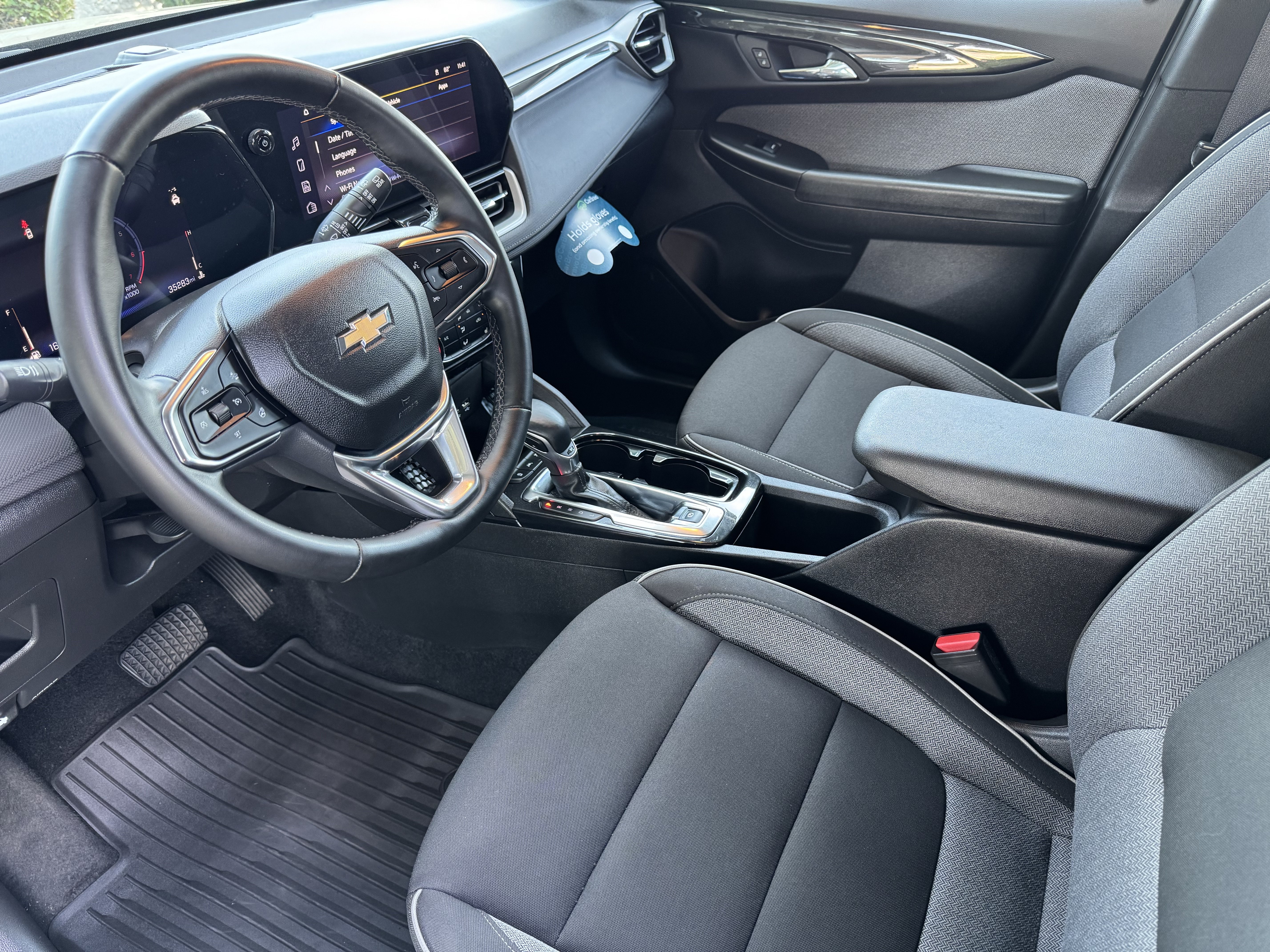 Certified 2024 Chevrolet TrailBlazer LT w/ LT Cold Weather Package FWD image 9