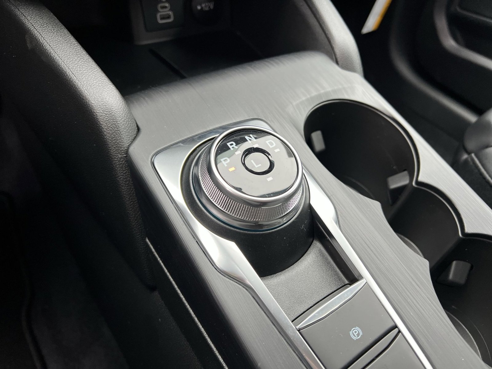 New 2026 Ford Escape ST-Line Select w/ Equipment Group 401A image 22