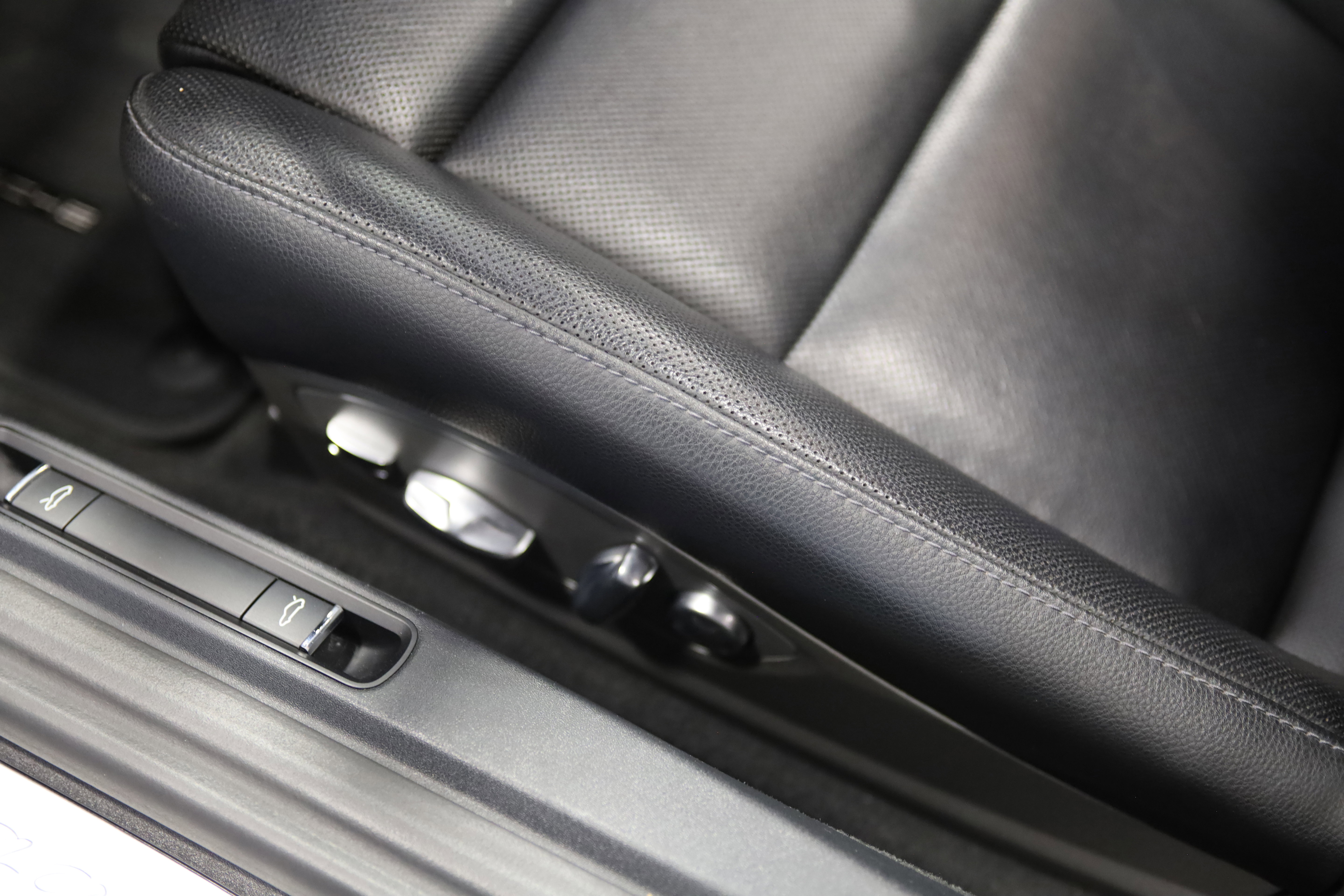 Used 2019 Porsche 911 Targa 4S image 17