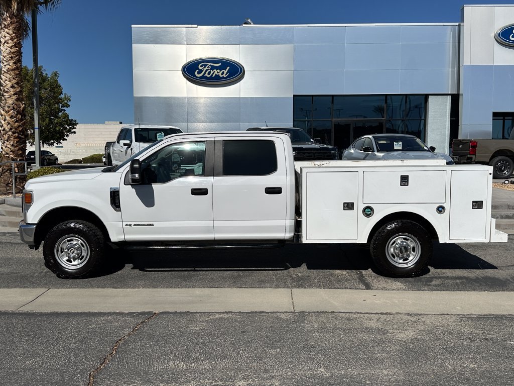 Used 2020 Ford F250 XL w/ Power Equipment Group AWD/4WD image 3