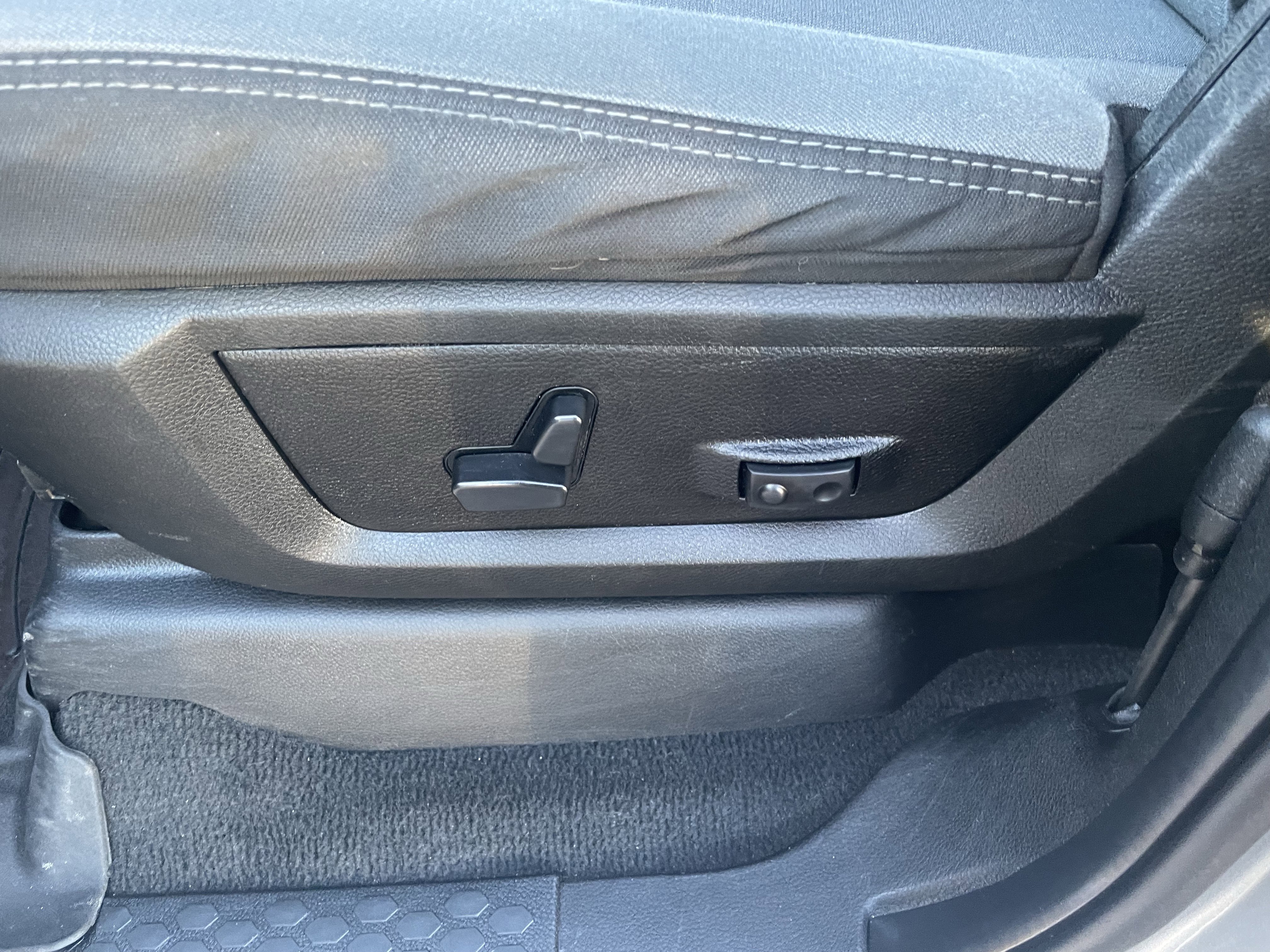 Used 2023 RAM 2500 Big Horn w/ Level 1 Equipment Group image 14