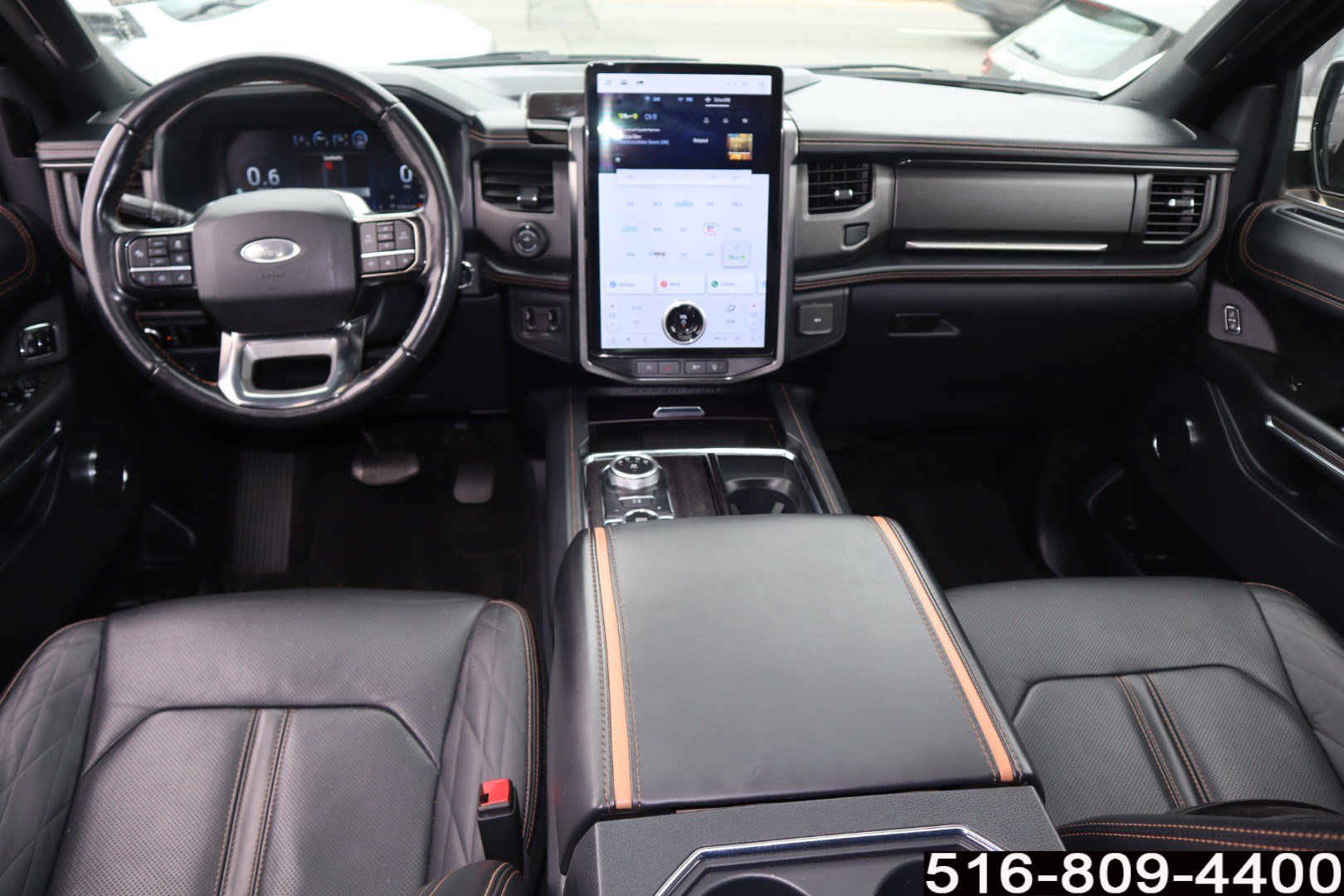 Used 2024 Ford Expedition Platinum AWD/4WD image 10