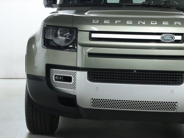 Certified 2022 Land Rover Defender 110 SE AWD/4WD image 6