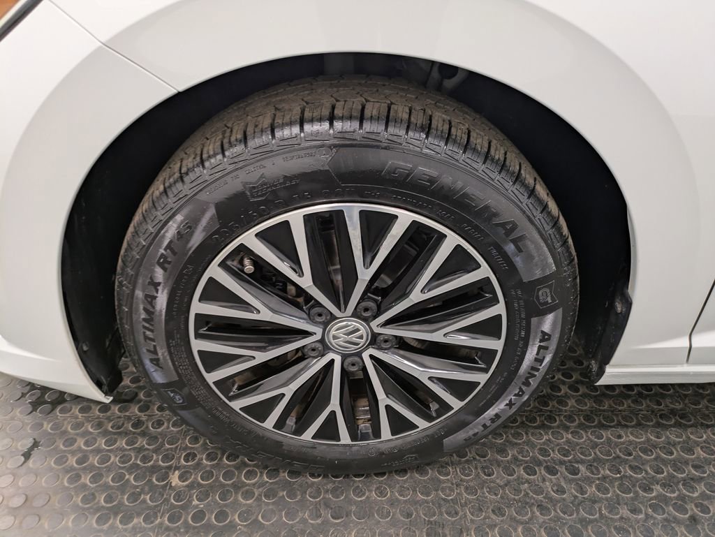 Used 2019 Volkswagen Jetta SE FWD image 7