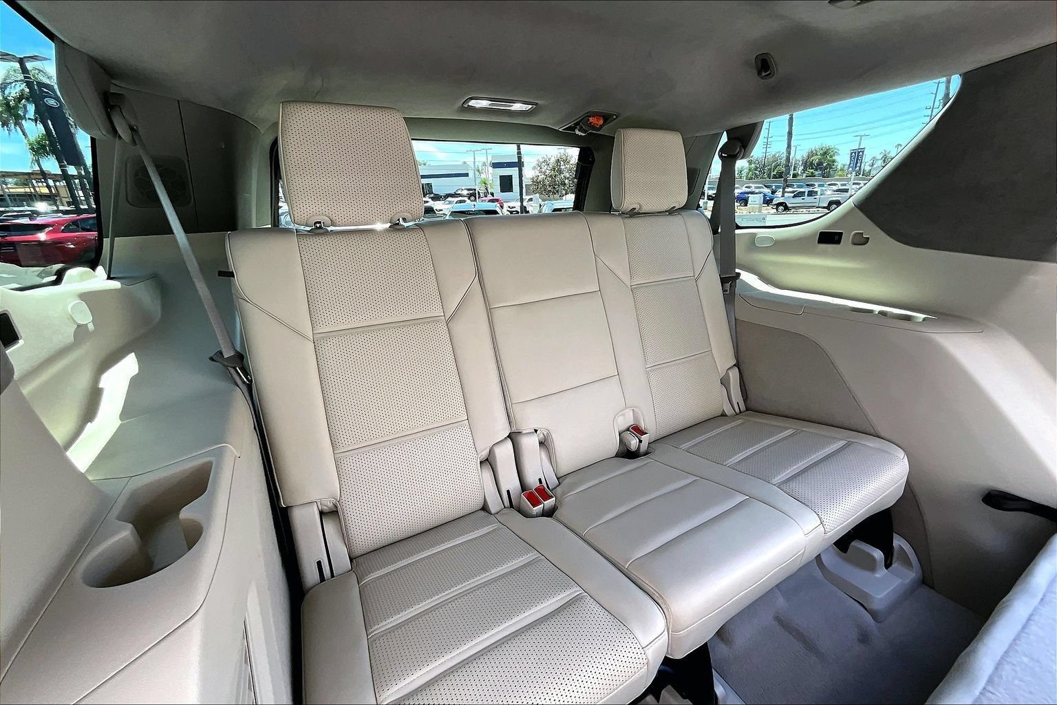 Used 2022 Cadillac Escalade Sport Platinum RWD image 28