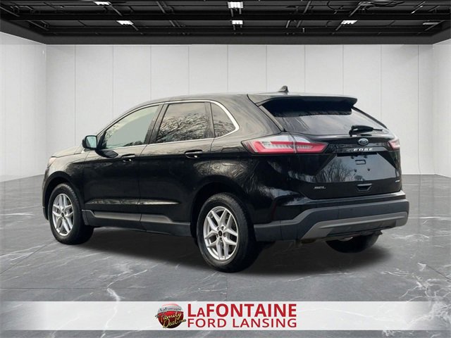 Used 2023 Ford Edge SEL image 3
