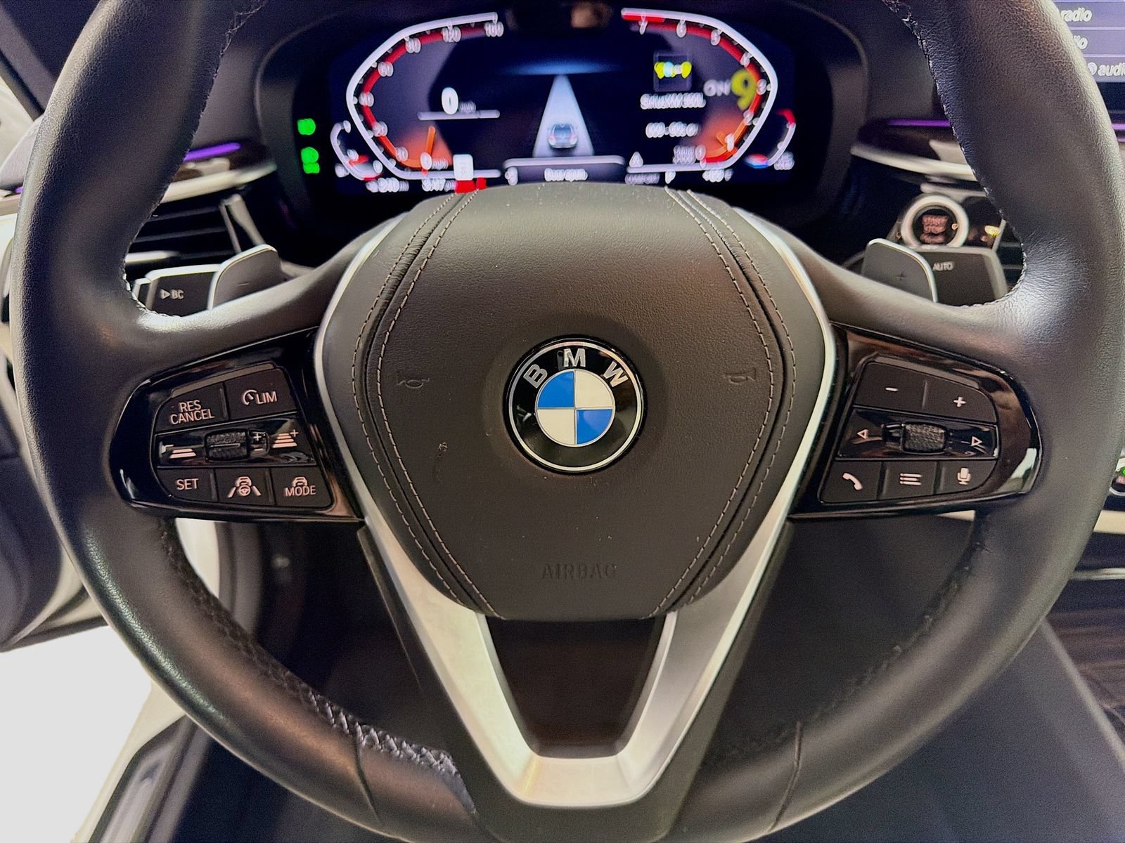 Used 2023 BMW 540i w/ Premium Package RWD image 13