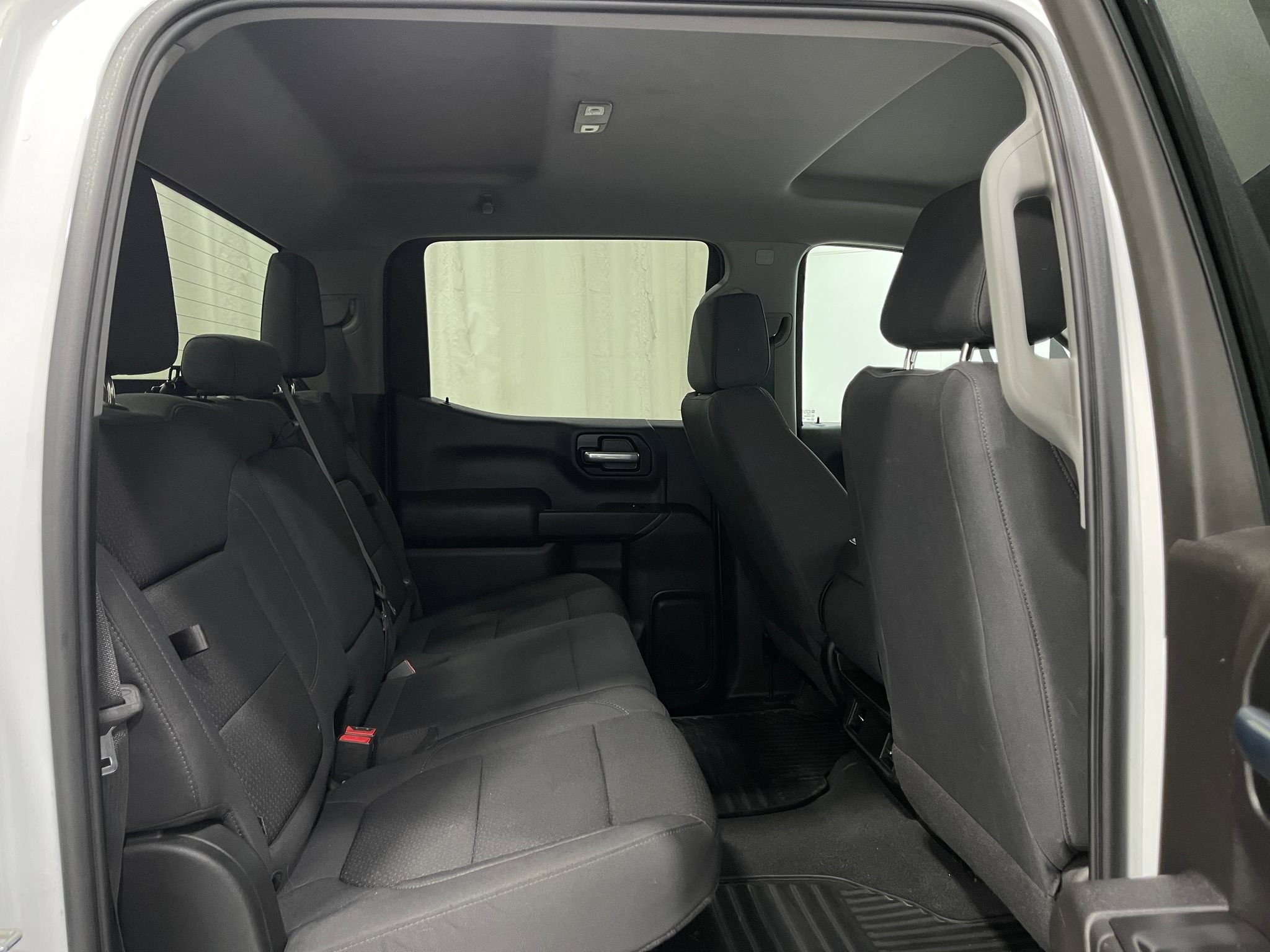 Used 2021 Chevrolet Silverado 1500 Custom Trail Boss w/ LPO, Dark Essentials Package AWD/4WD image 28