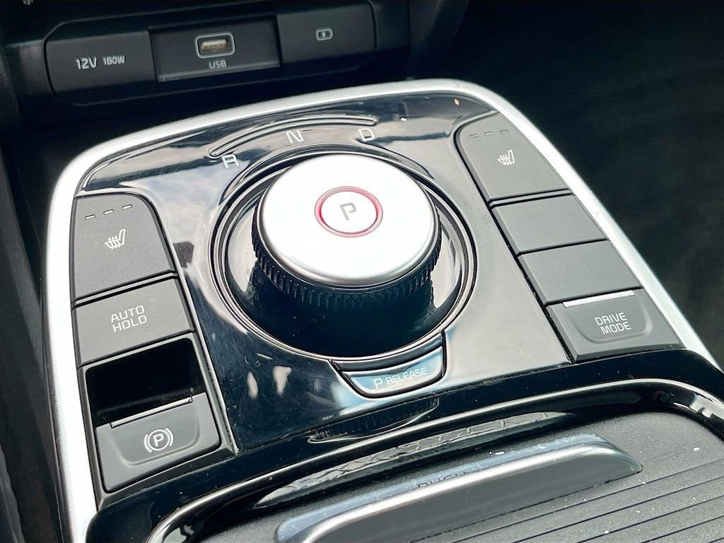 Used 2022 Kia Niro EX image 15