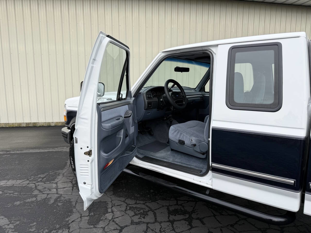 Used 1993 Ford F250 XLT image 97